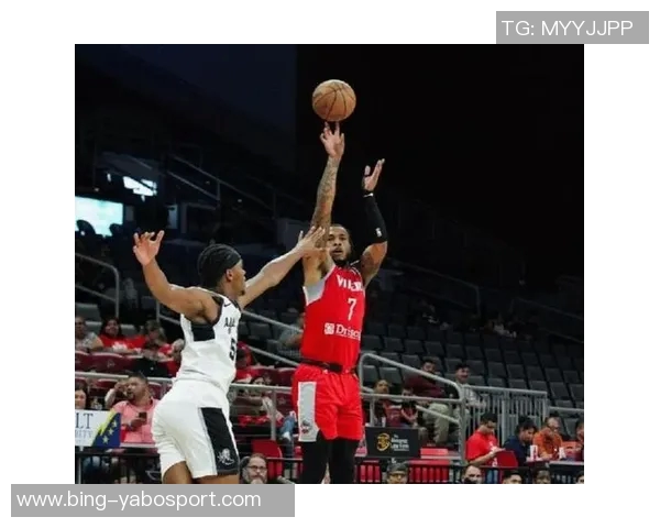 乌度卡强调年轻球员需与队友保持一致水平不会因年龄小而放宽要求